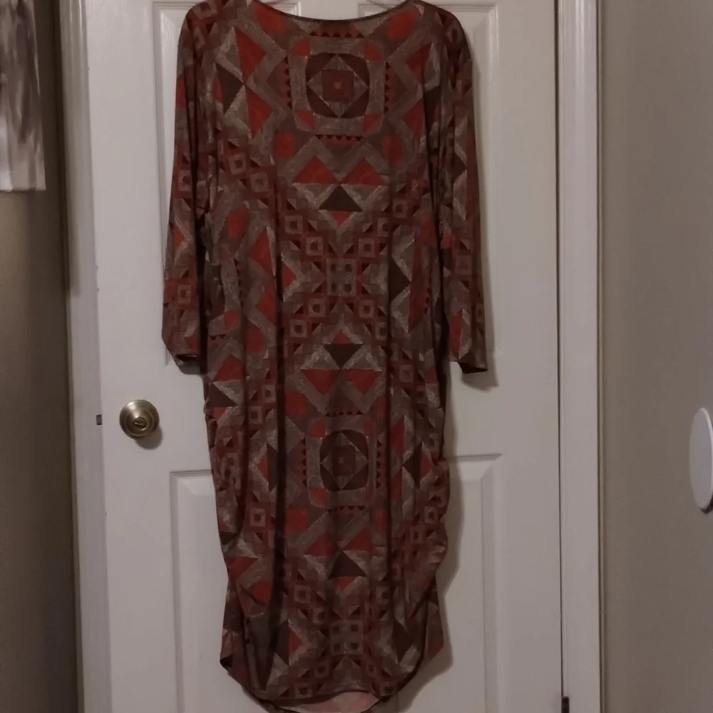 Dress - Picture 3 of 3